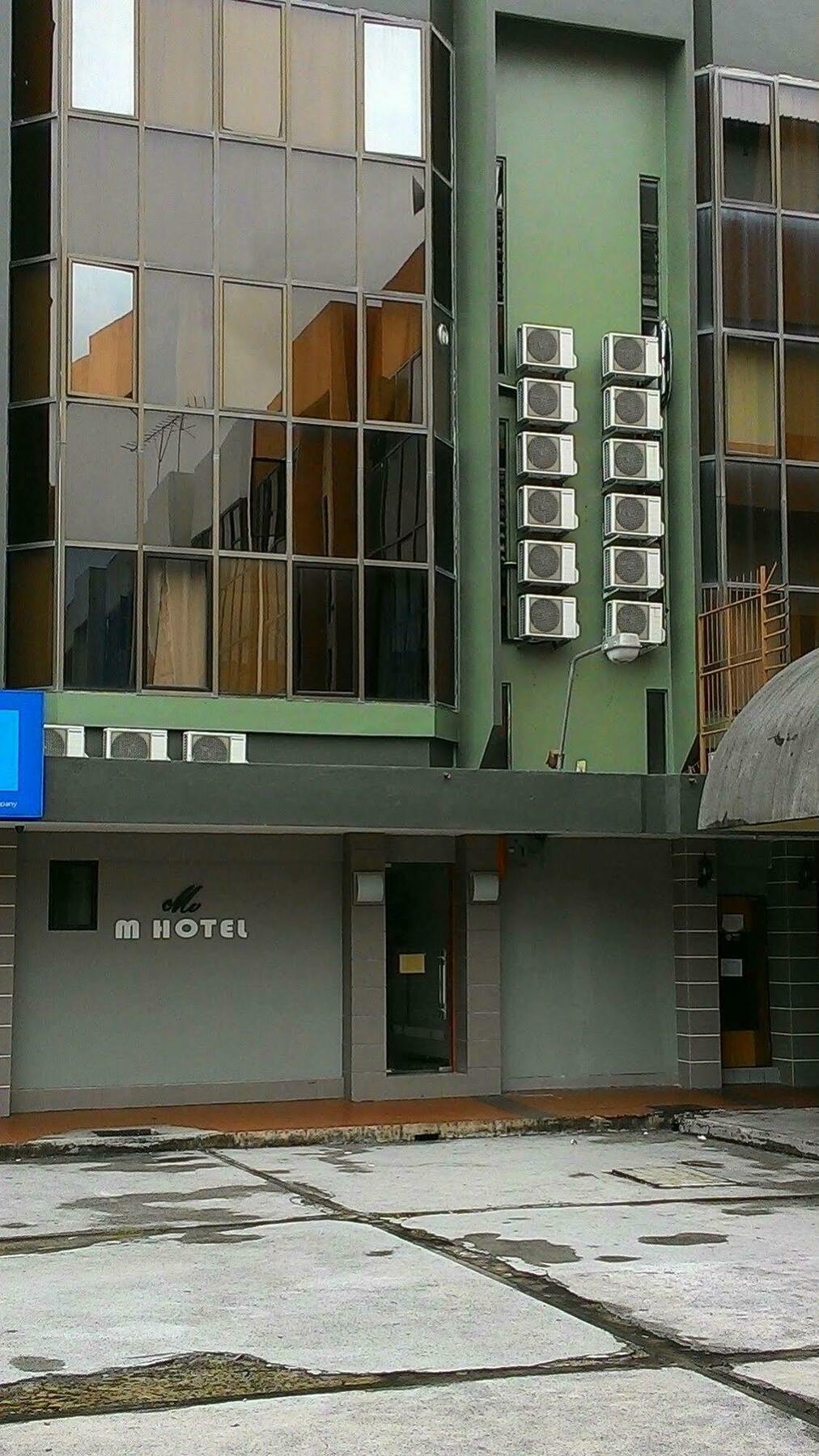 Отель M Sadong Jaya Кота-Кинабалу Экстерьер фото